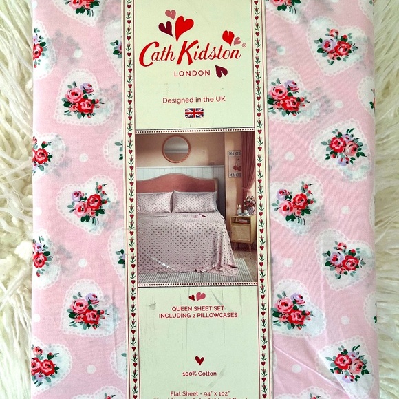 Cath Kidston Other - Cath Kidston "Queen Sheet Set in Lace Hearts on Pink" NWT